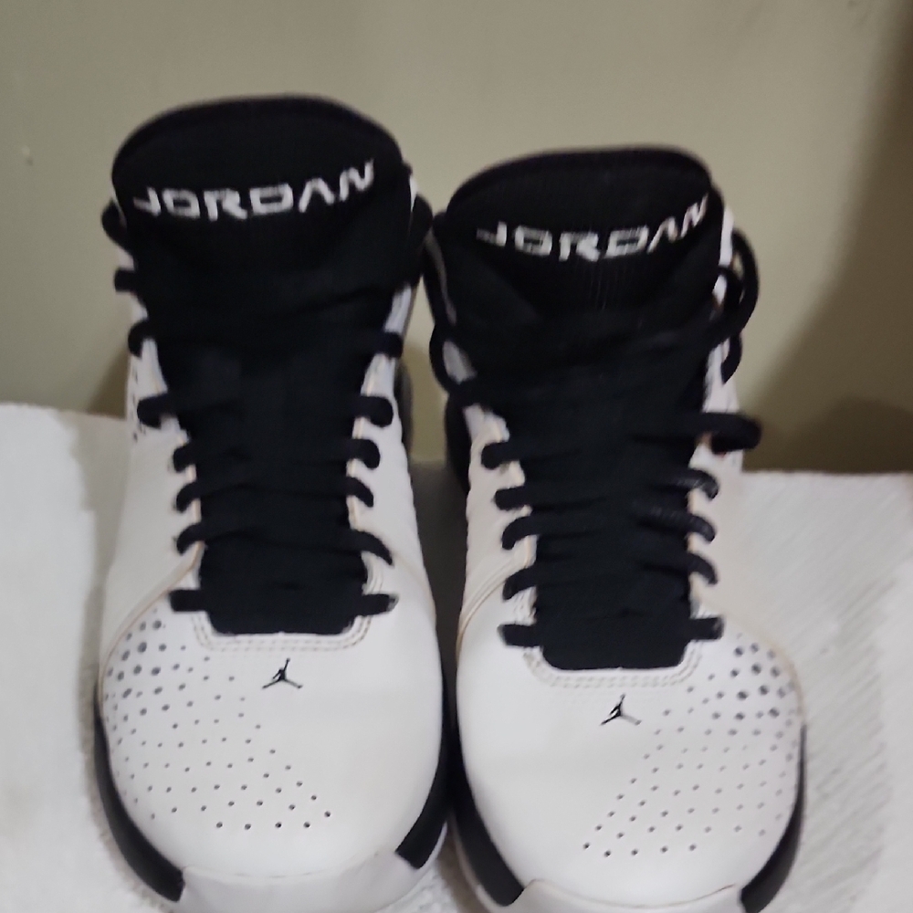 Jordan Classic Black and White High-Tops De Uso Buenas Condiciones Suze 8